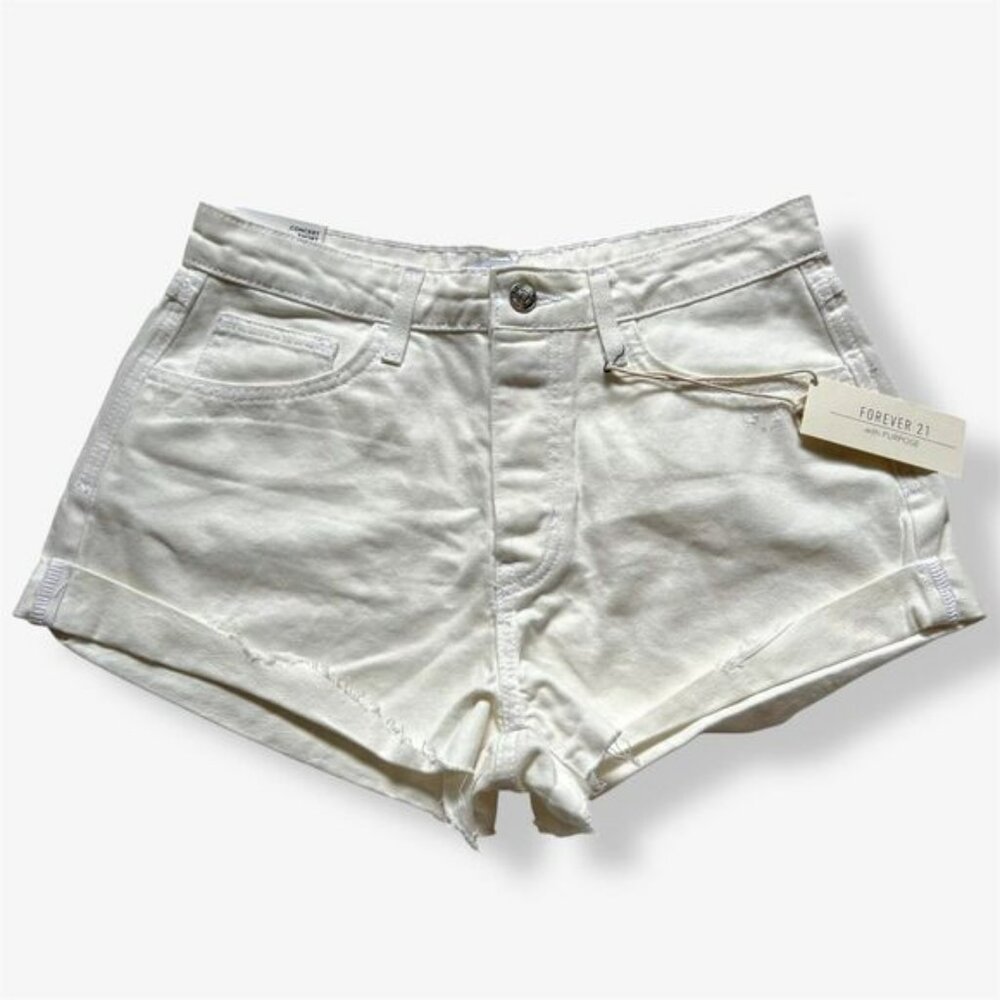 Forever 21 NWT White Concert Shorts Mid-Rise Slim Fit Cotton women's Size W28